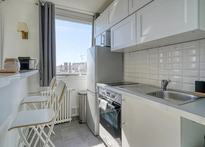 4 People Accord Arena Bercy